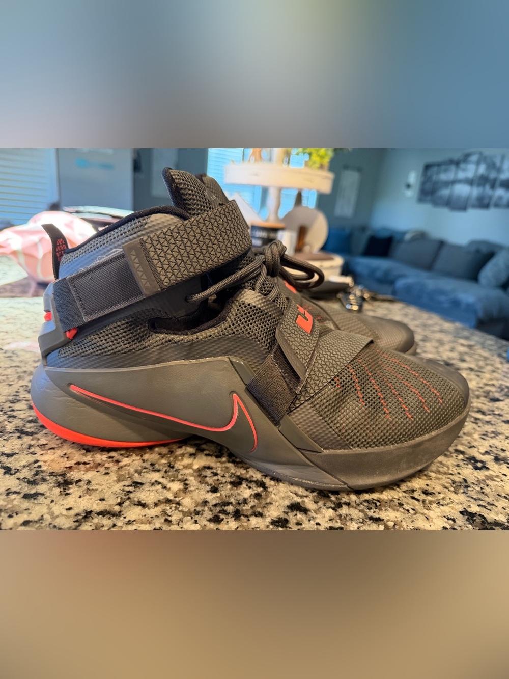 Nike LeBron Soldier 9 Basketball Sneakers